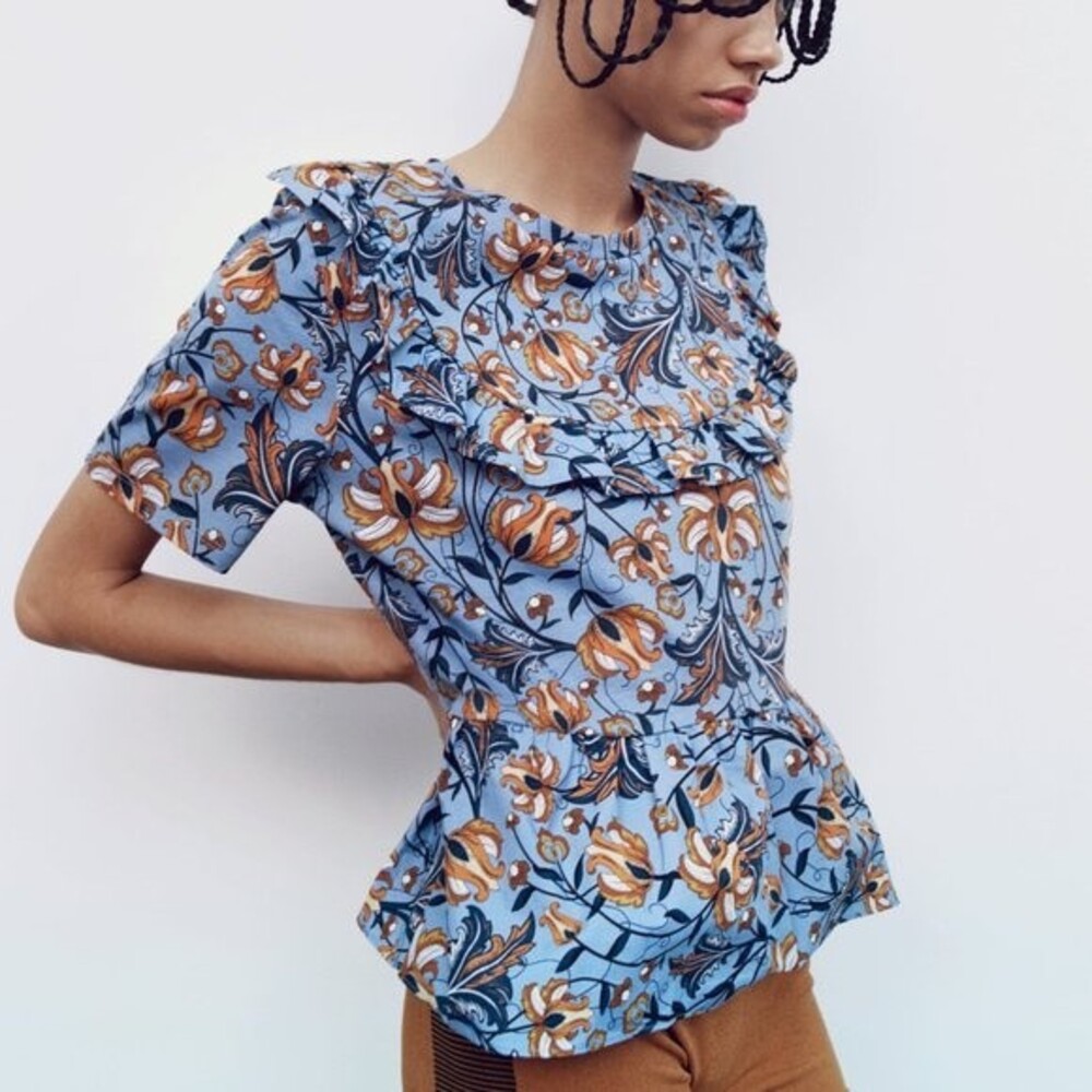Zara Blue Yellow Floral Printed Ruffle Top Short Sleeve NWOT Size Medium